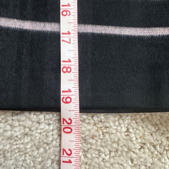 Flannel Panel Skirt w/ Faux Leather Trim size 8 (157) - Picture 8 of 8